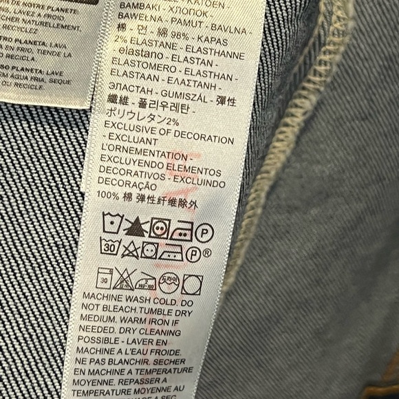 Levi's Denim Jacket - Picture 11 of 15